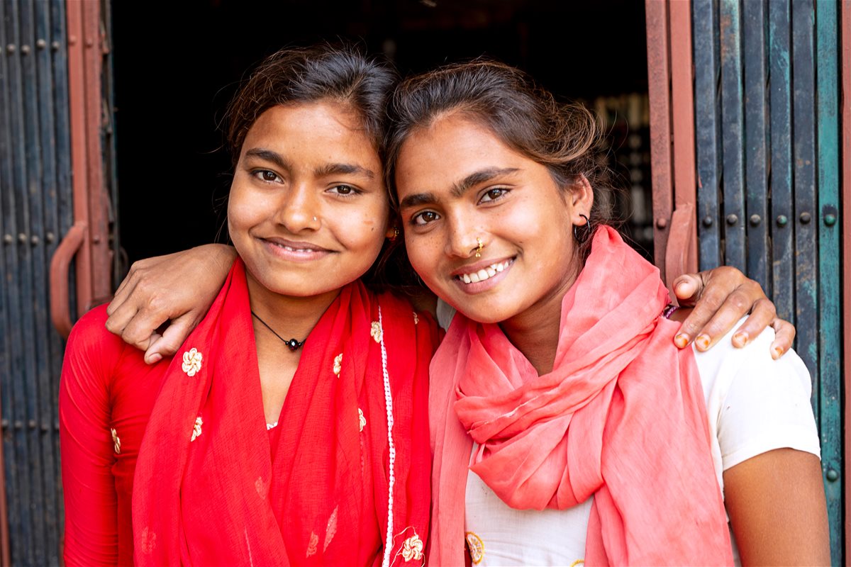 Tika og søsteren fra Nepal