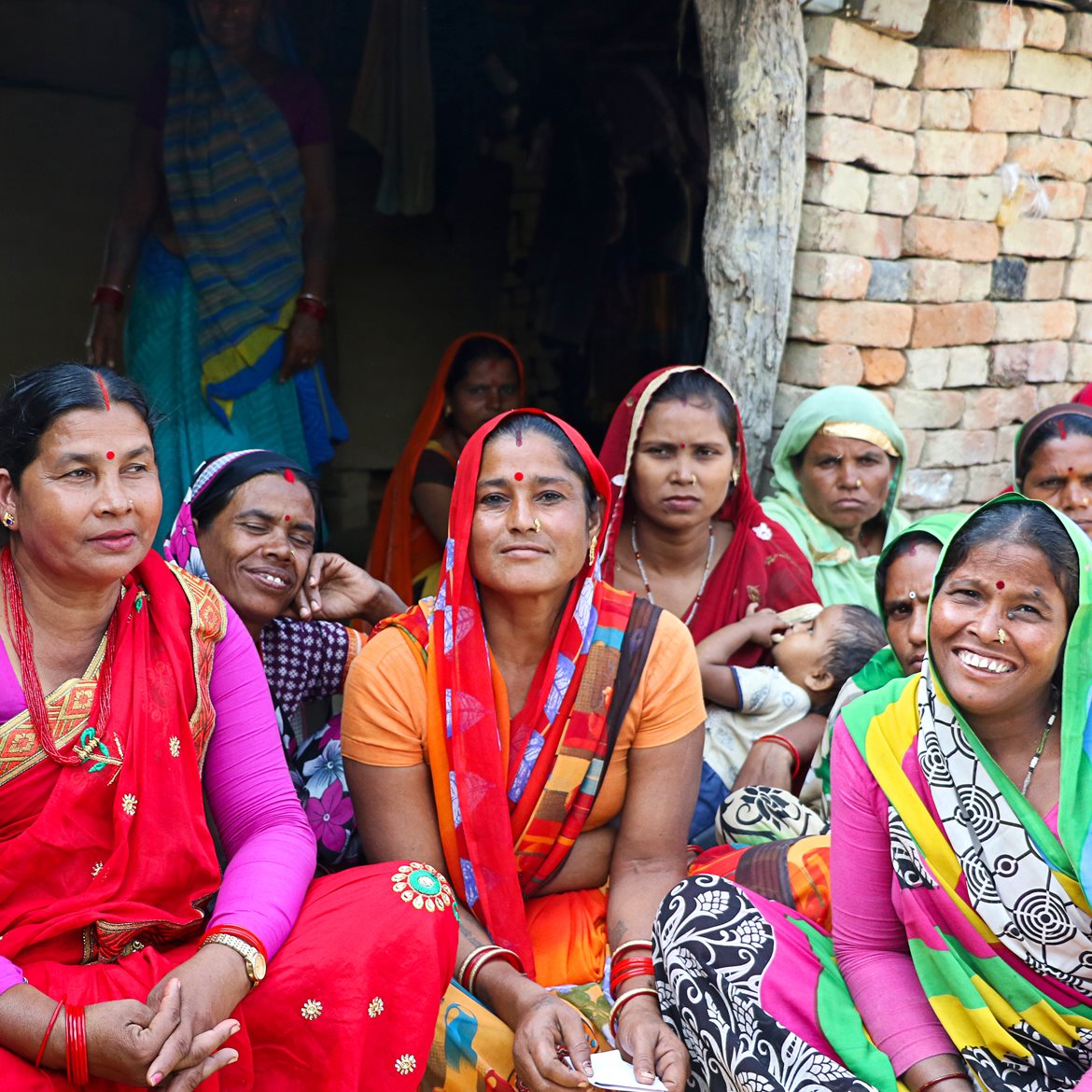 Landsbykvinner fra Nepal diskuterer kastesystemet.