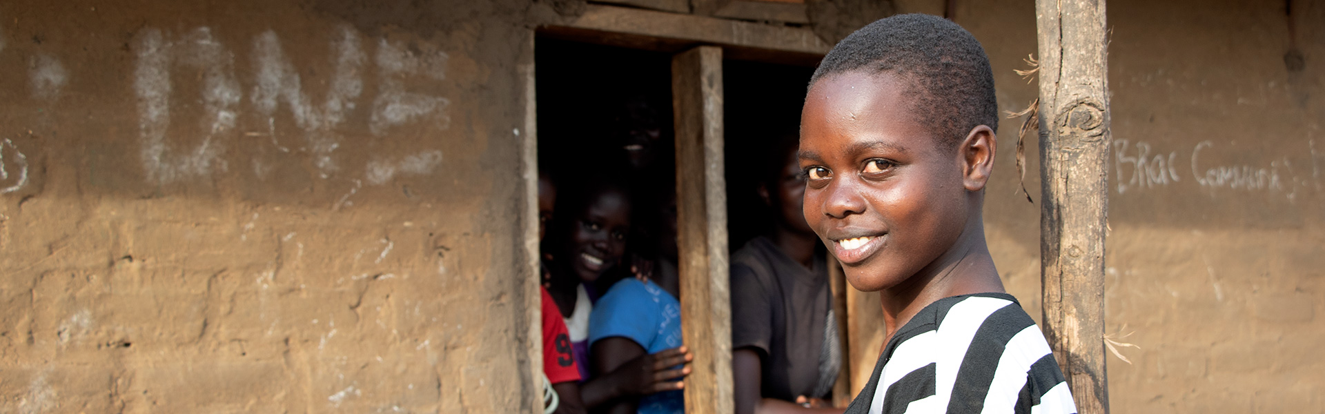 south-sudan-girl-outside-school